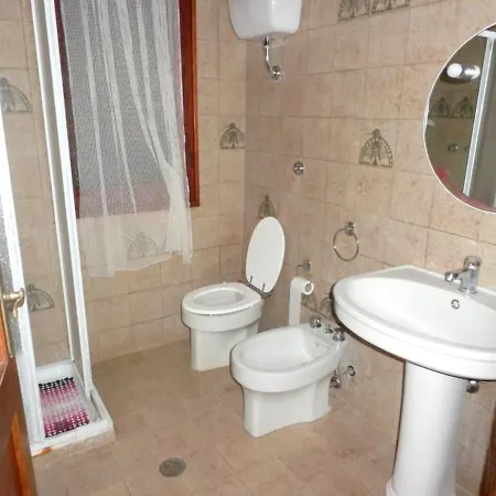 2 Bedrooms Appartement At Villasimius 500 M Away From The Beach With Enclosed Garden Apartamento Notteri