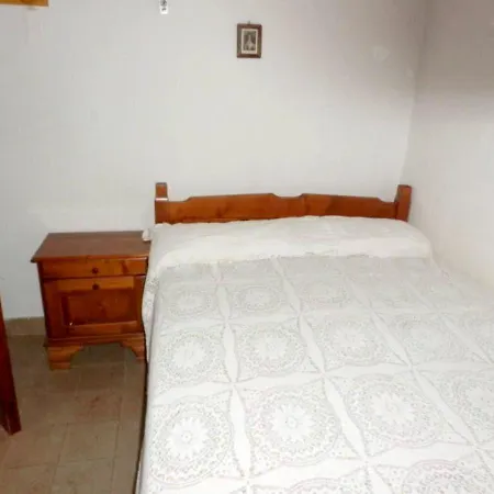 2 Bedrooms Appartement At Villasimius 500 M Away From The Beach With Enclosed Garden